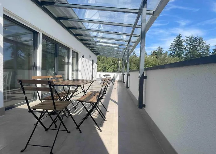 Max119 By Interhome